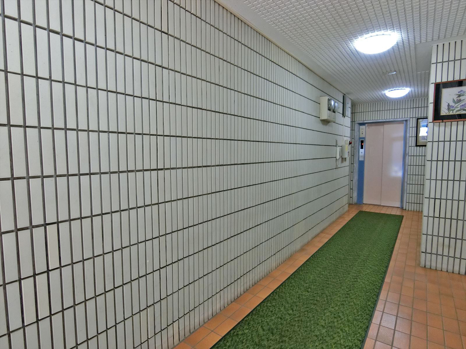 エントランスホール