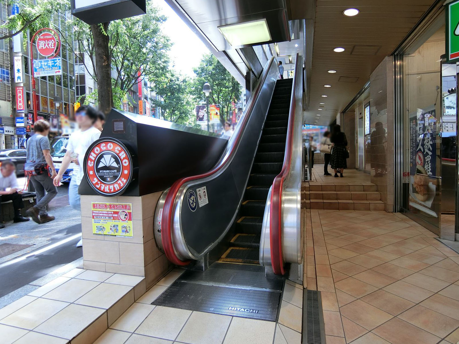 エスカレーター