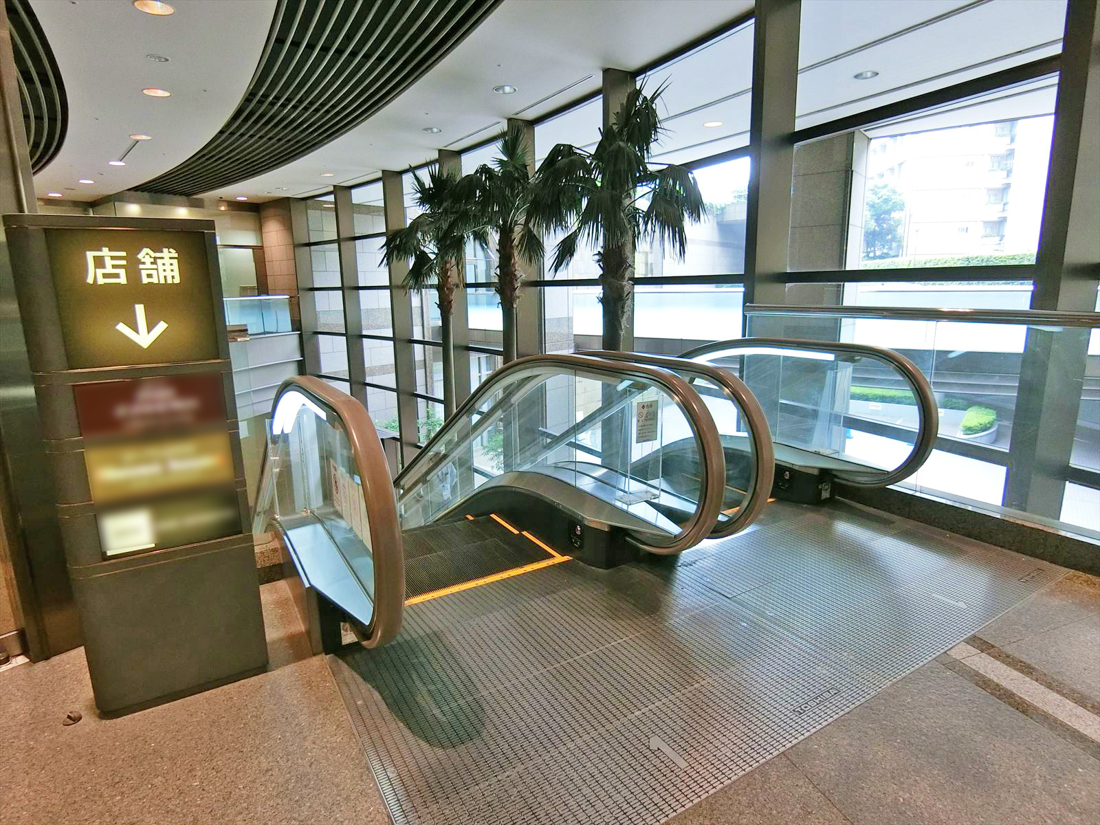 エスカレーター