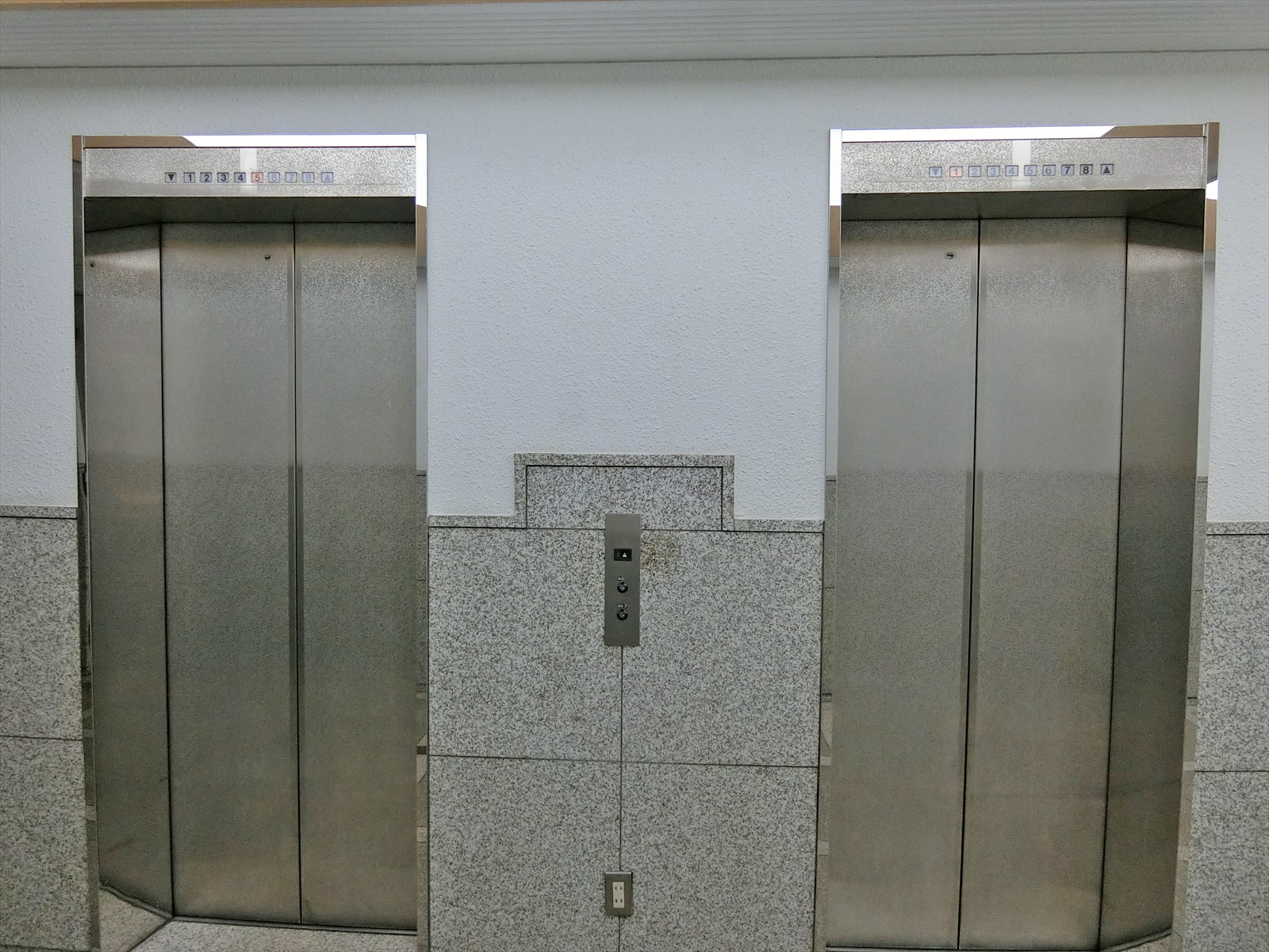 エレベーター