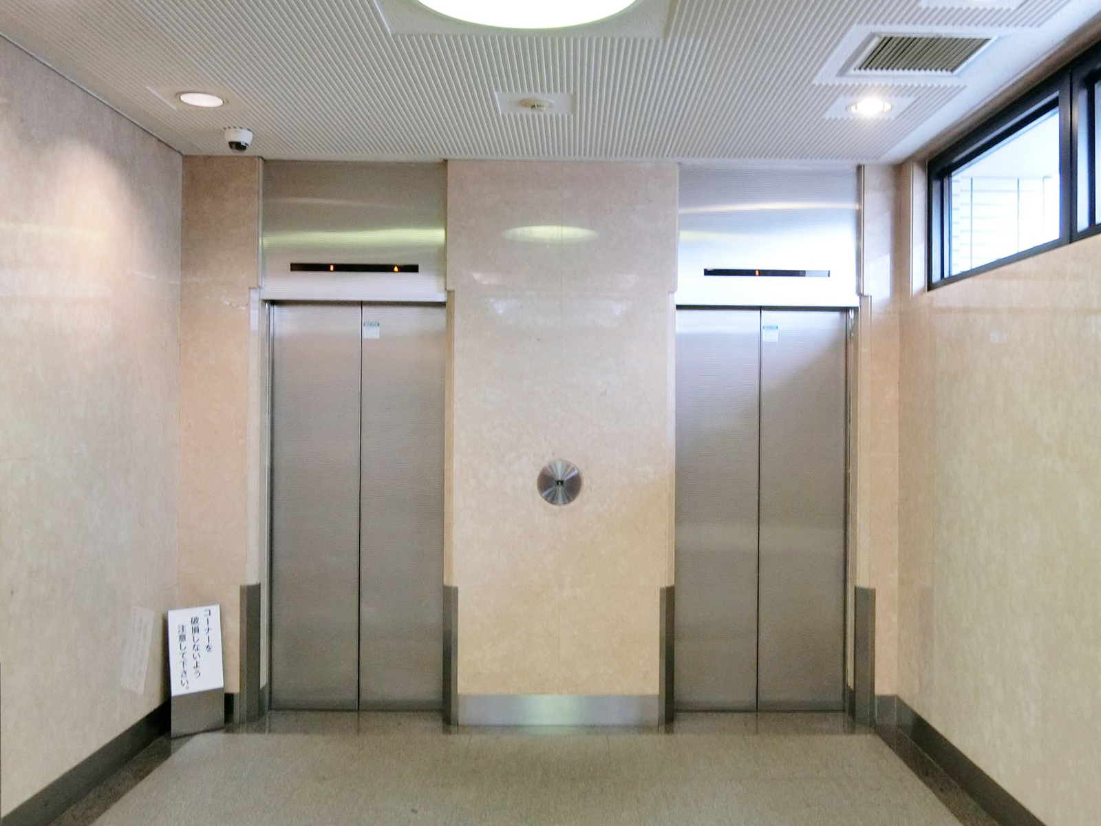 エレベーター