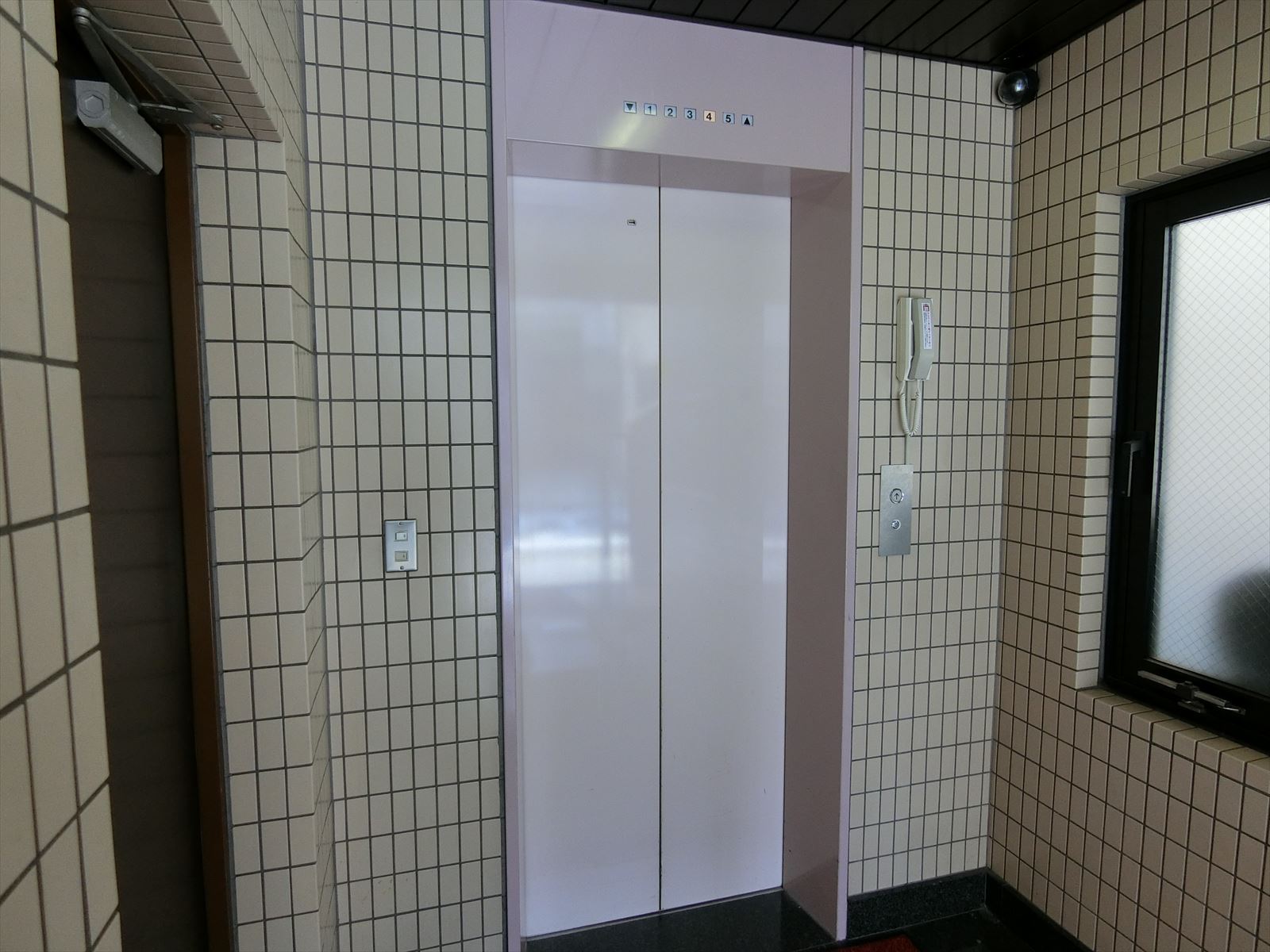 エレベーター