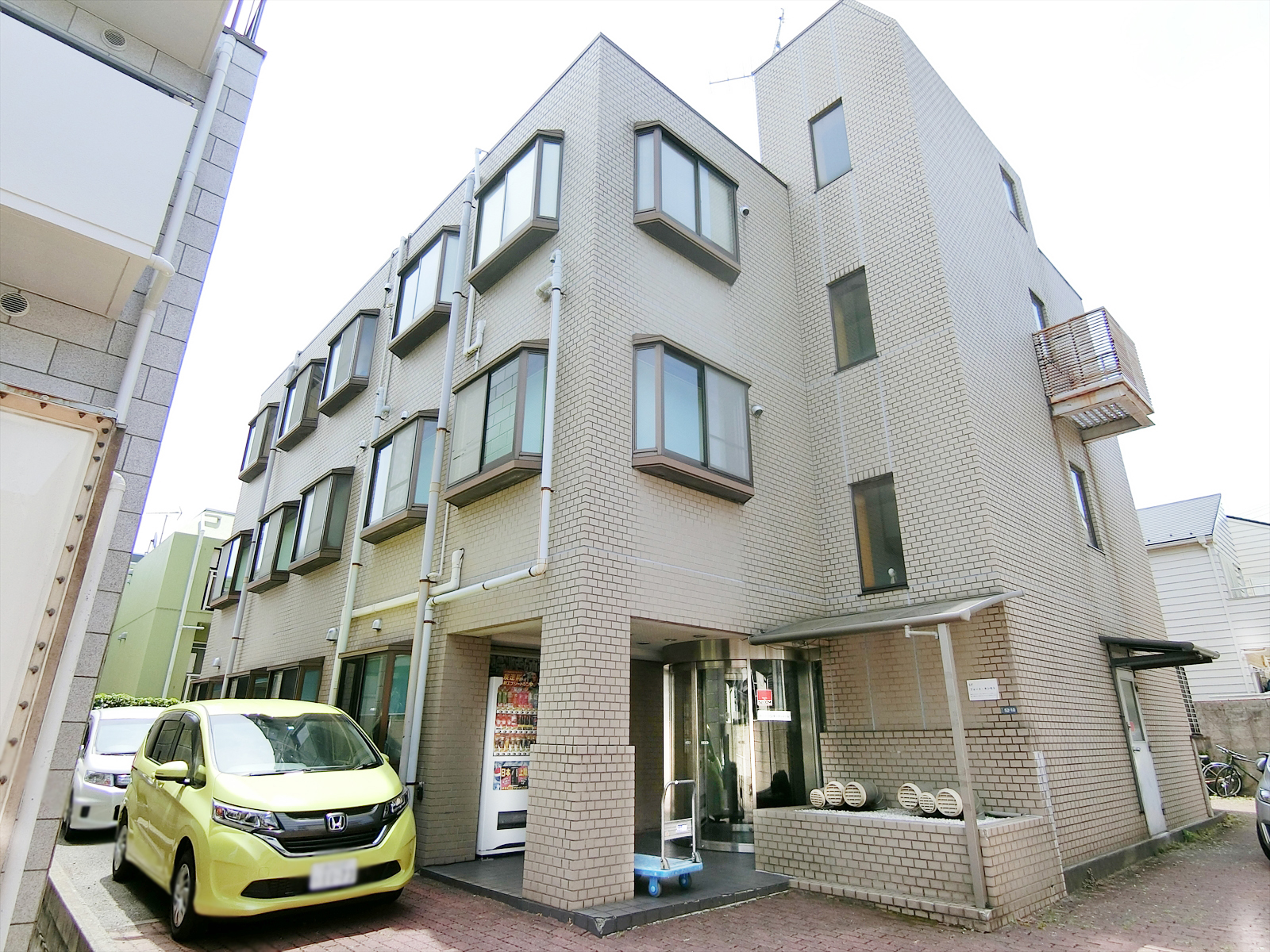横向きの外観