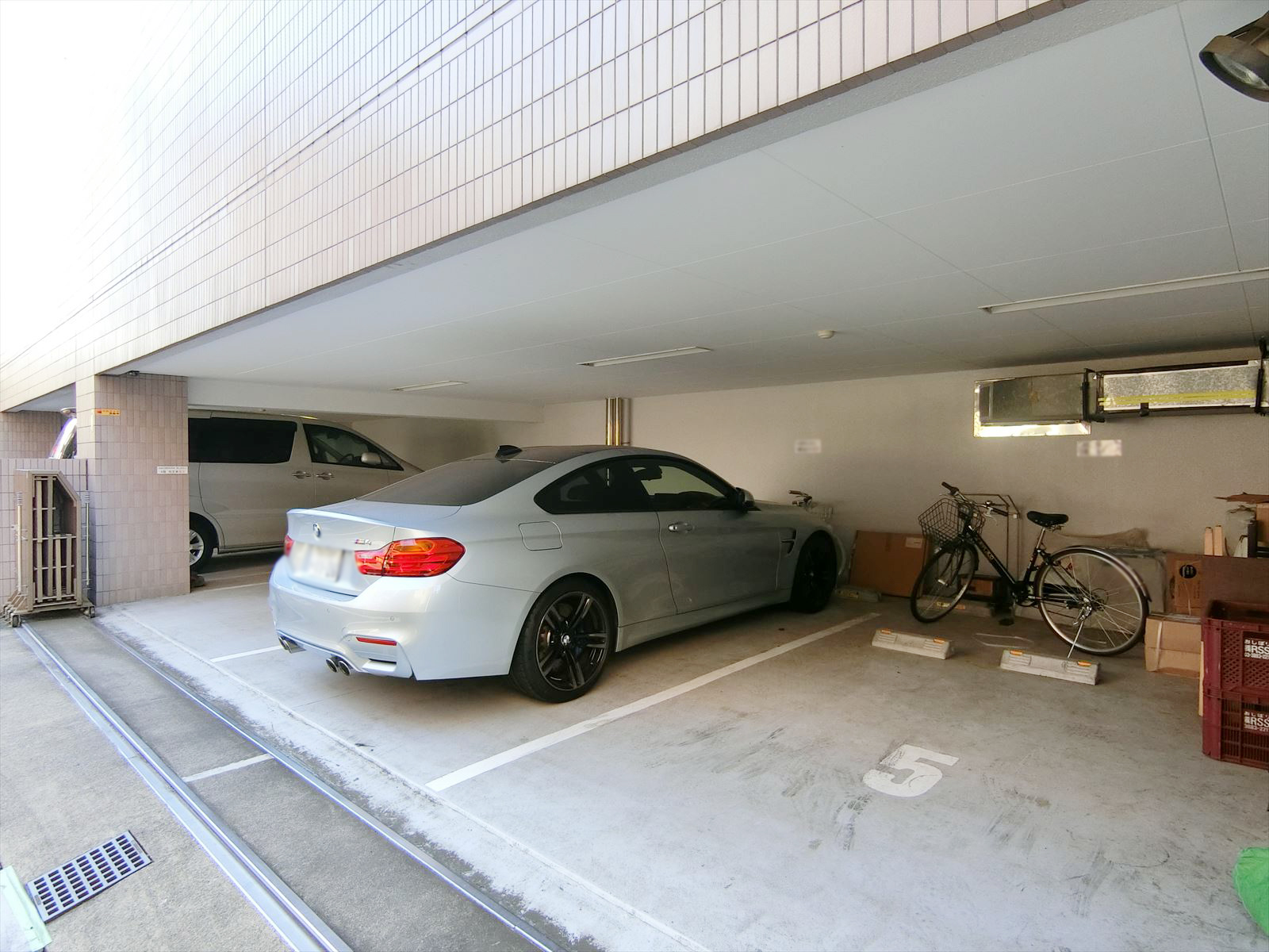 駐車場