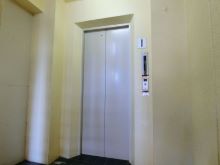 エレベーター(1基)