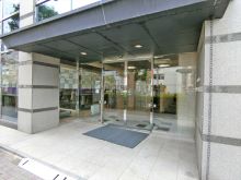 オフィスエントランス