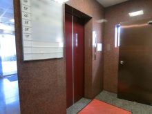 エレベーター(1基)