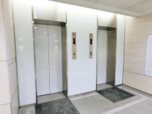 エレベーター(2基)
