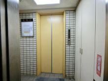 エレベーター(1基)