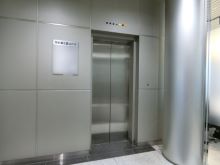 エレベーター(1基)