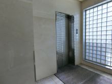 エレベーター(1基)