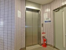 エレベーター(1基)