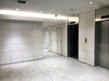 エントランスホール