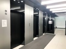 エレベーター(3基)