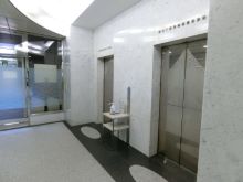 エレベーター(2基)