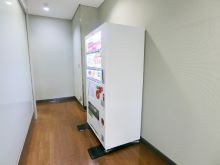 1階にある自動販売機