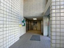 メゾンドール本郷ビルのビルの雰囲気.2