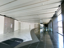 エントランスホール