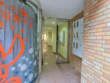 オフィスビル出入口