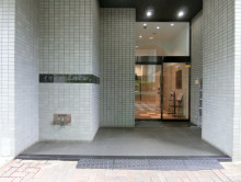 オフィスビル出入口