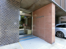 オフィスビル出入口