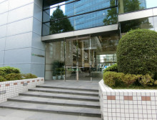 オフィスビル出入口