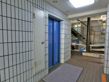 エレベーター(1基)