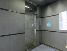 エレベーター(1基)