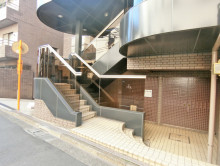 エントランスアプロー