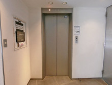 エレベーター(1基)
