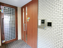 オフィスビル出入口