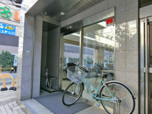 1階テナントの様子