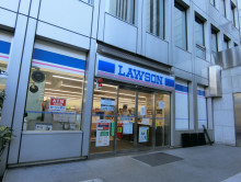 1階のローソン 東京流通センター店