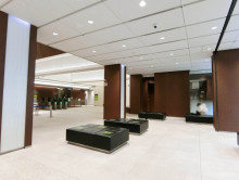 エントランスホール