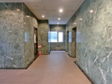 エントランスホール