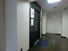 エレベーター(1基)