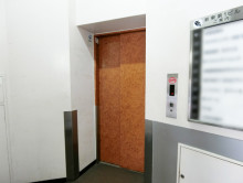 エレベーター(1基)