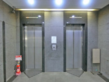 エレベーター(2基)