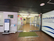 オフィスビル出入口