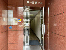 オフィスビル出入口