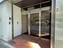 オフィスビル出入口