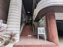 オフィスビル出入口