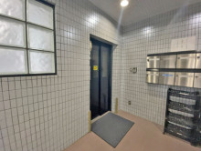 エレベーター(1基)