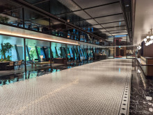 エントランスホール