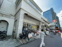 1階のプラチナ ドン