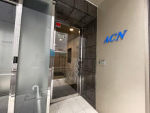 オフィスビル出入口