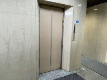 エレベーター(1基)