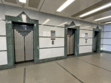 エレベーター（3基）