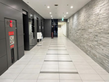 エントランスホール