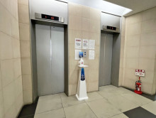 エレベーター(2基)